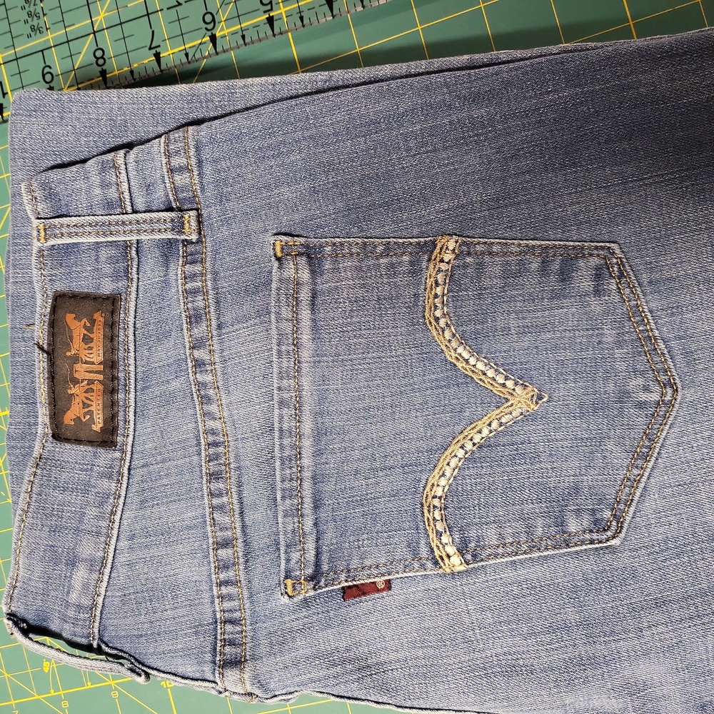 515 bootcut jeans size 6 Levis